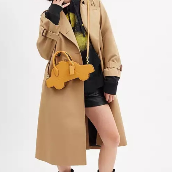 Authentic Coach taxi - Picture 4 of 4